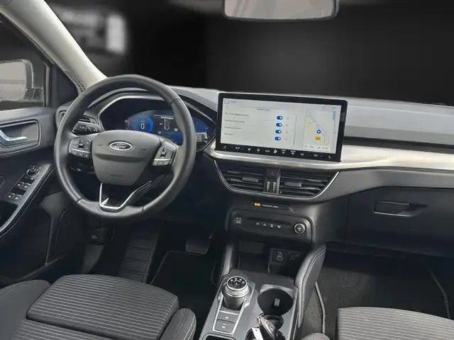 Ford Focus view 13