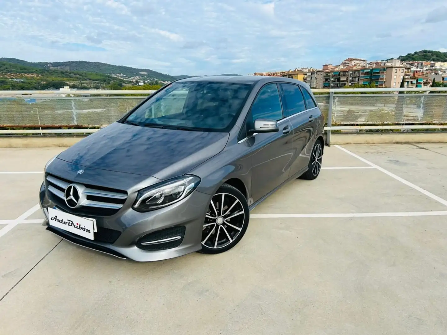 Mercedes-Benz B 200 CDI 4M 7G-DCT Silber - 2