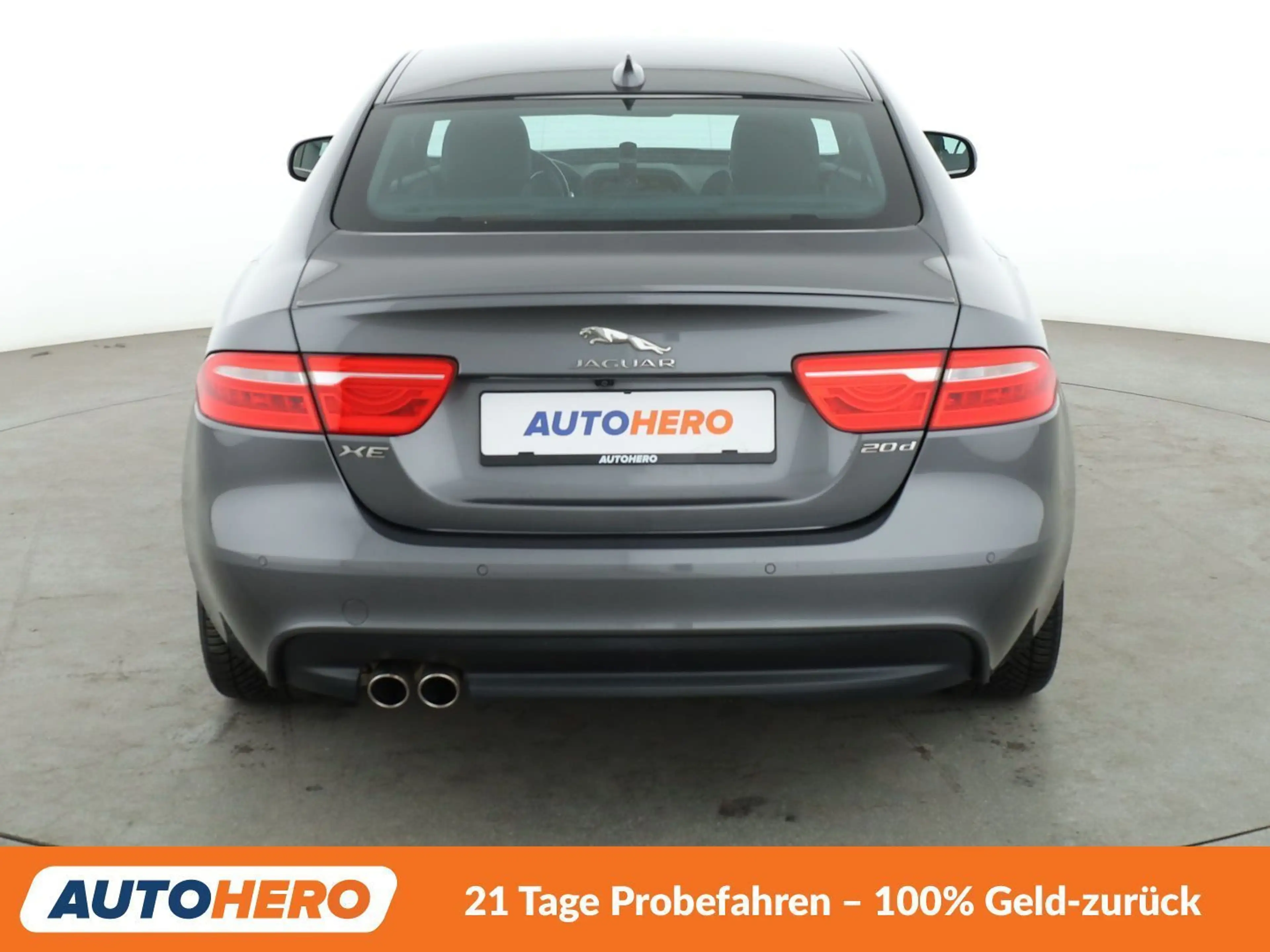 Jaguar XE 20d R-Sport Aut.*NAVI*CAM*XENON*SPUR*PDC*SHZ* — photo 10
