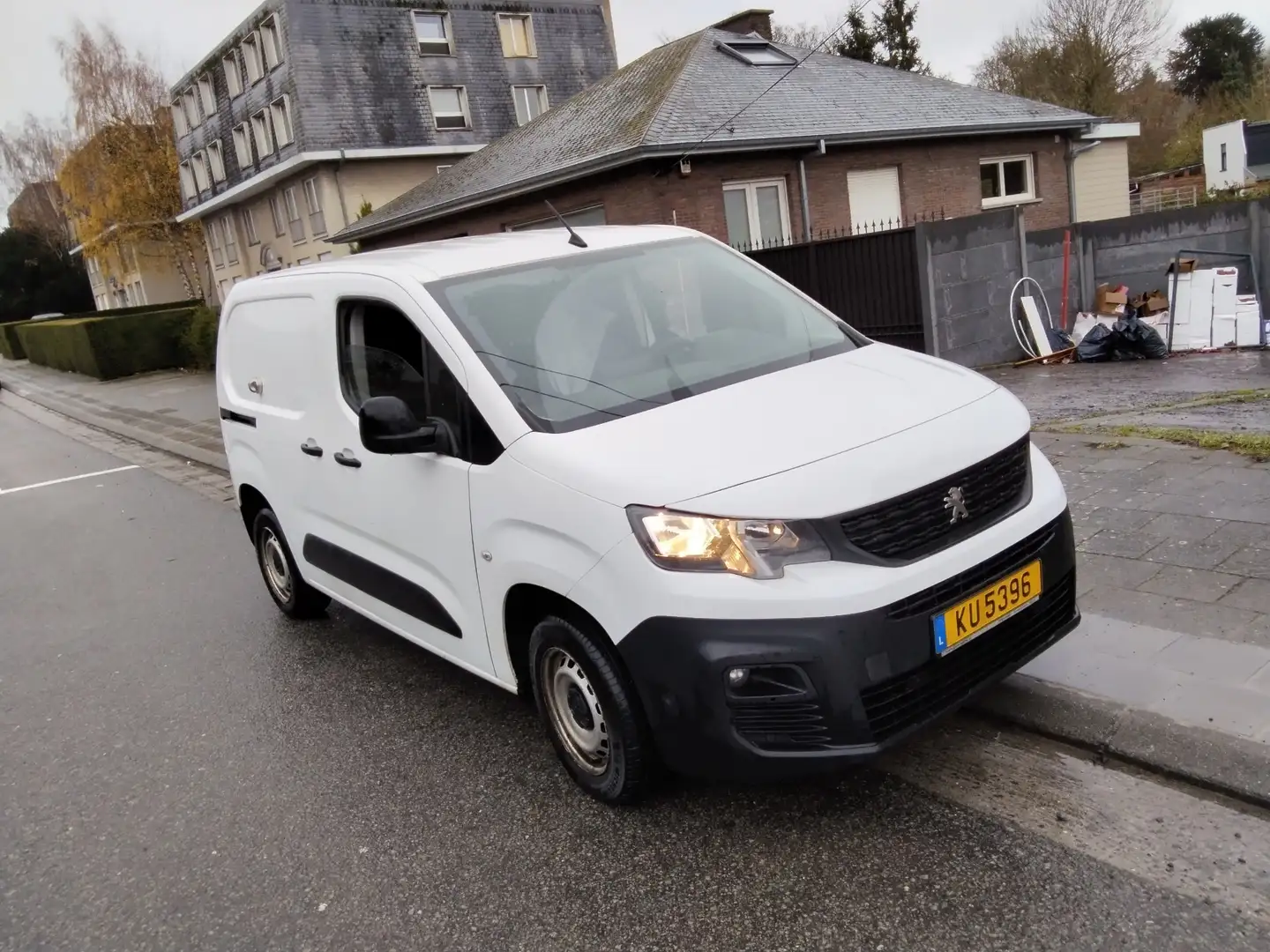 Peugeot Partner FOURGON STANDARD 1000 KG BLUEHDI 100 S&S BVm6 Beige - 1