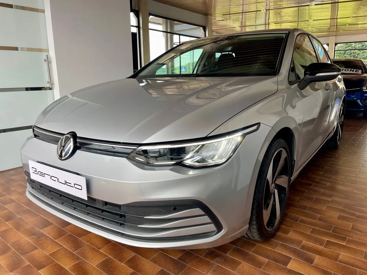 Volkswagen Golf 1.5 tsi Life 130cv LED/SEDILI RISCALDATI/TAGLIANDO Zilver - 1