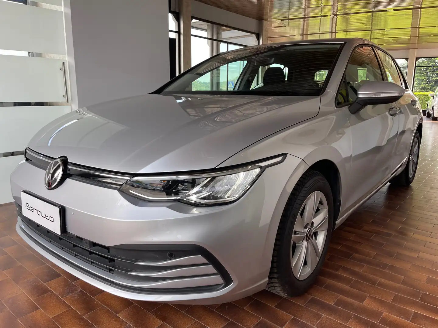 Volkswagen Golf 1.5 tsi Life 130cv LED/SEDILI RISCALDATI/TAGLIANDO Argento - 1