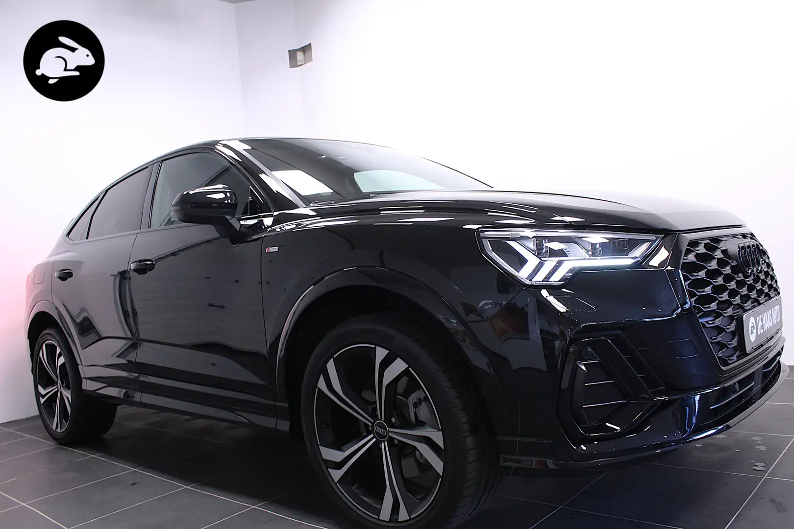 Audi Q3 Sportback 45 TFSI e S-Line/Black ed./20 inch/Rood Zwart - 1