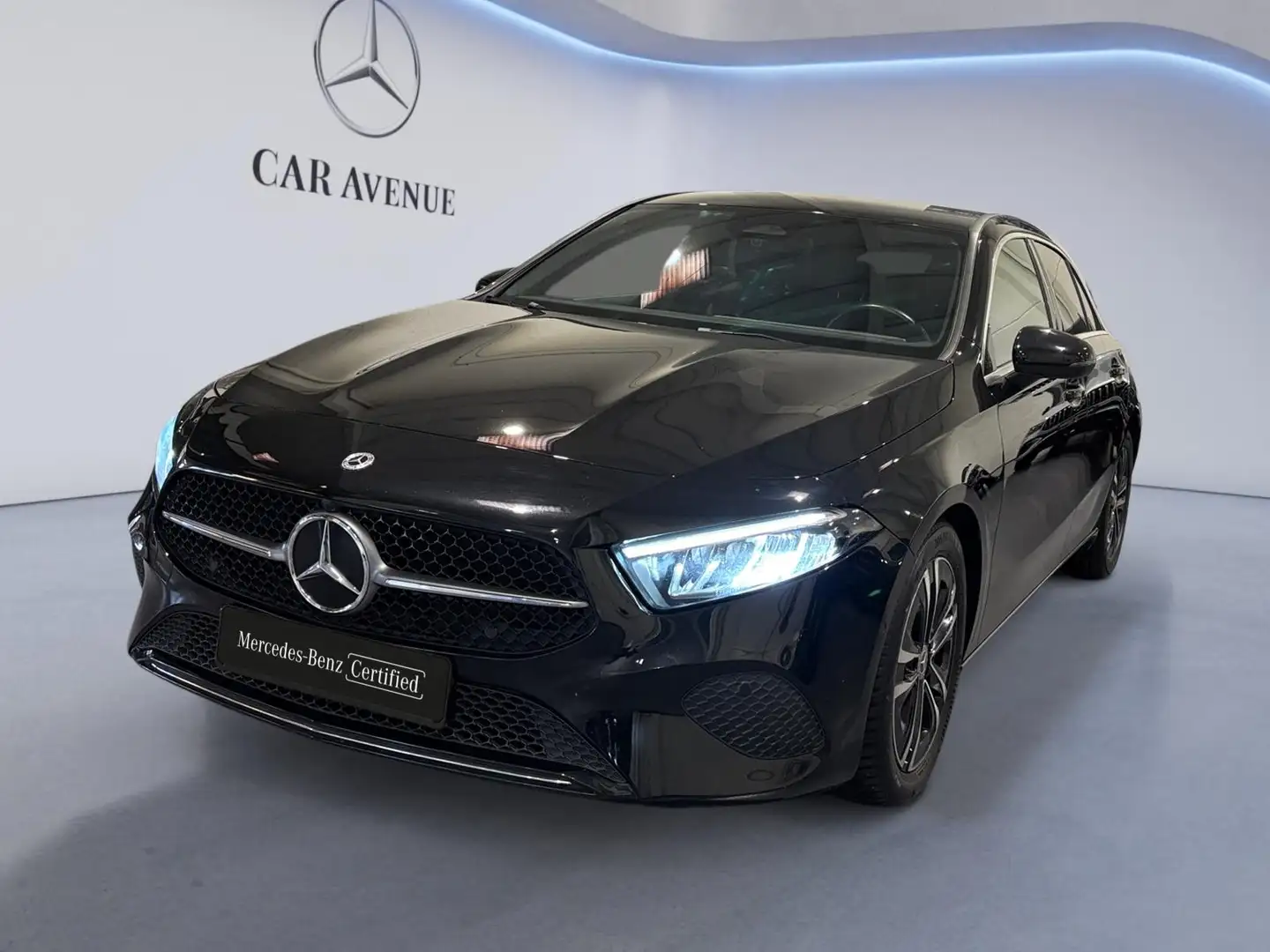 Mercedes-Benz A 180 Classe d Luxury Line Schwarz - 1