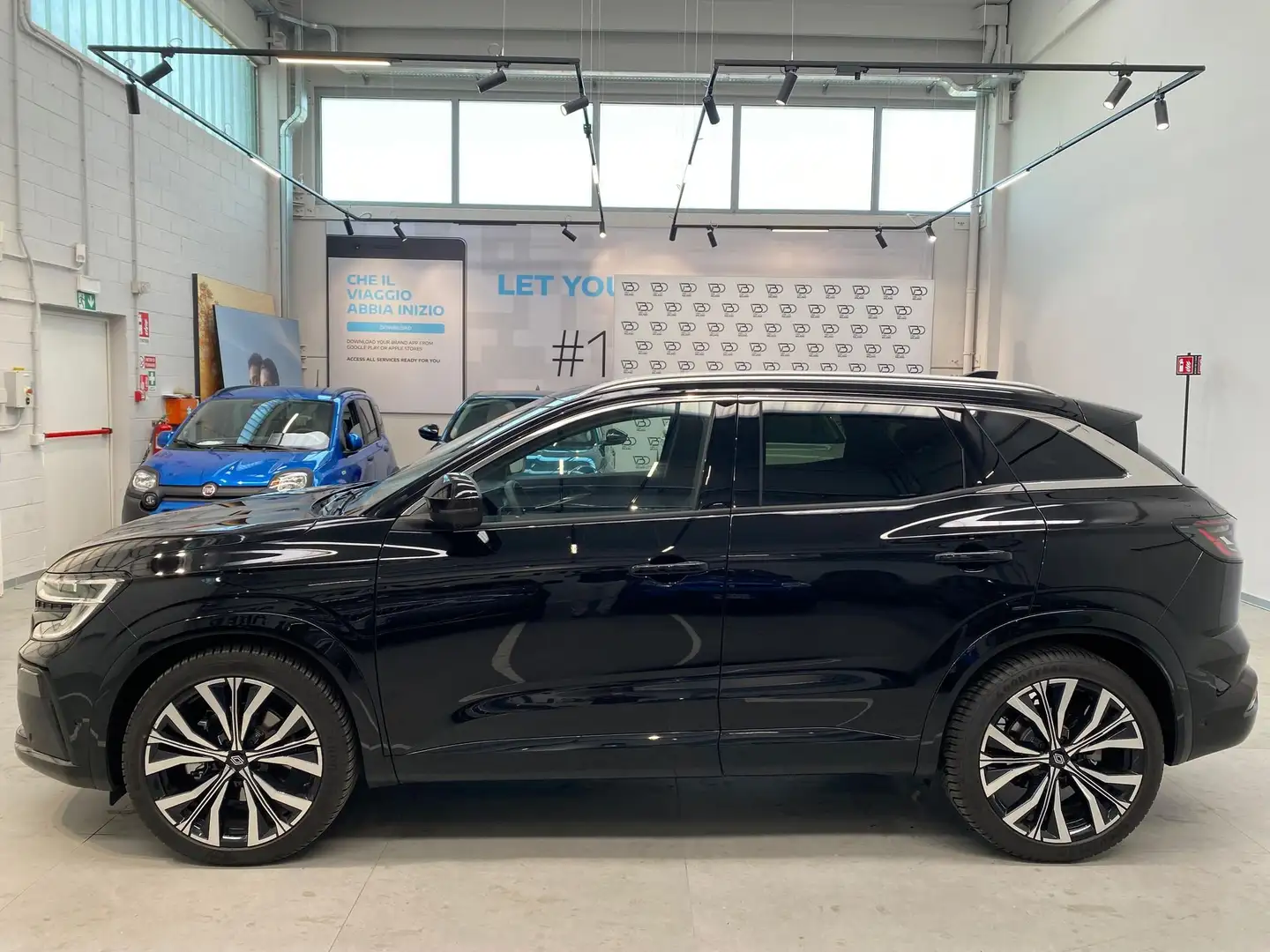Renault Austral 1.2 E-Tech full hybrid Iconic 200cv auto Nero - 2