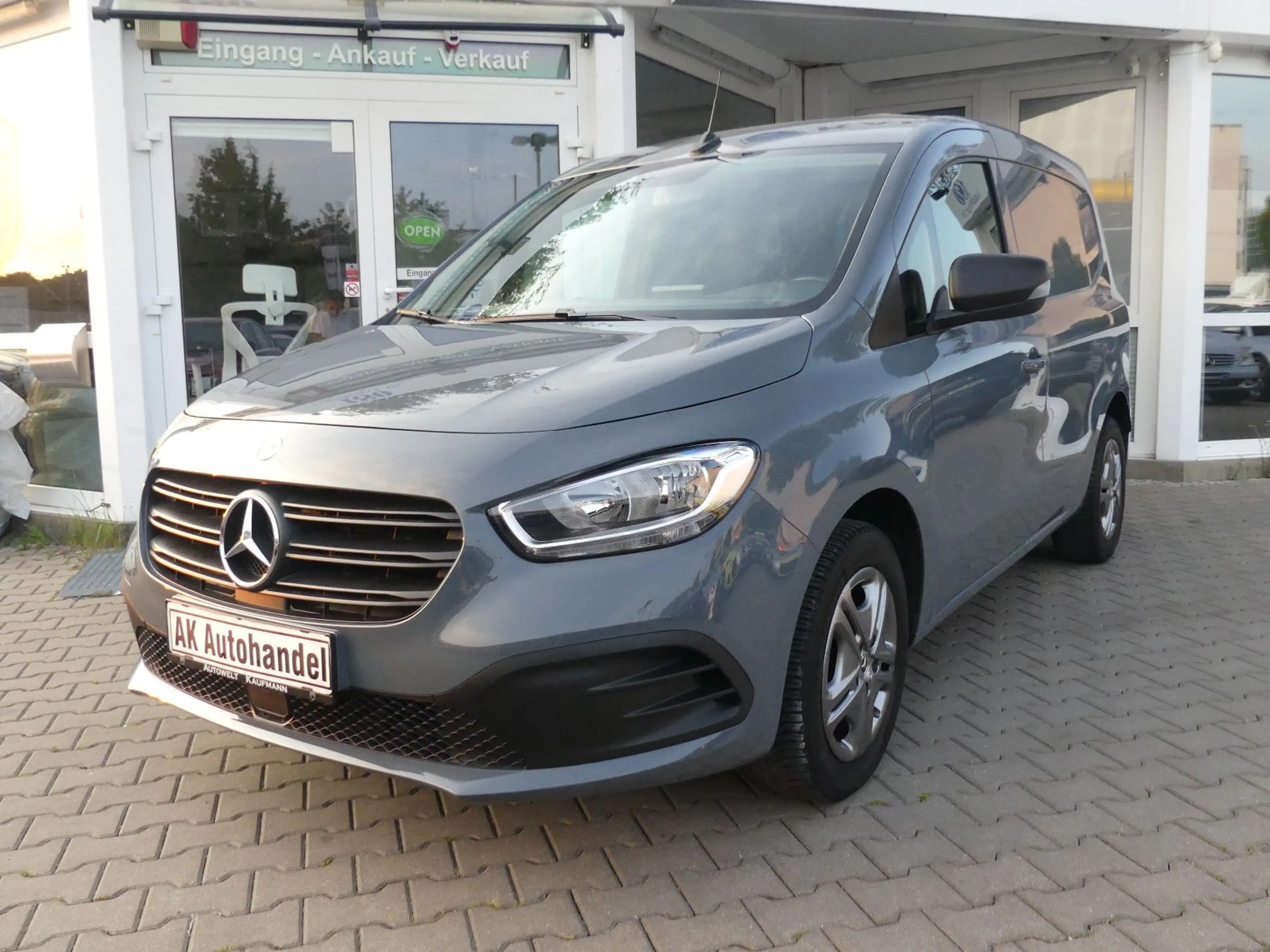 Mercedes-Benz Citan Kasten 112 CDI Aut. PRO MBUX Navi 1. Hand