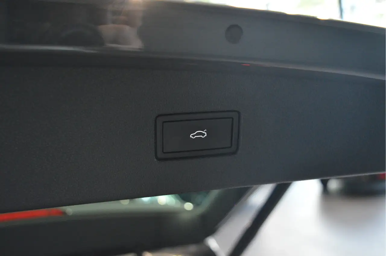 Volkswagen Tiguan 1.4 TSI eHybrid pano camera head up trekhaak 19 in, миниатюра 7