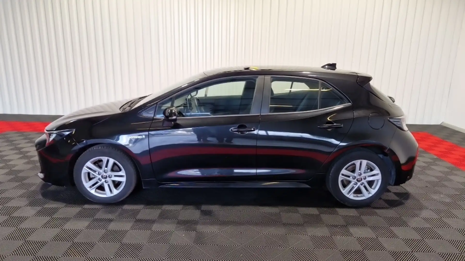 Toyota Corolla PRO HYBRIDE 122H DYNAMIC BUSINESS Noir - 2