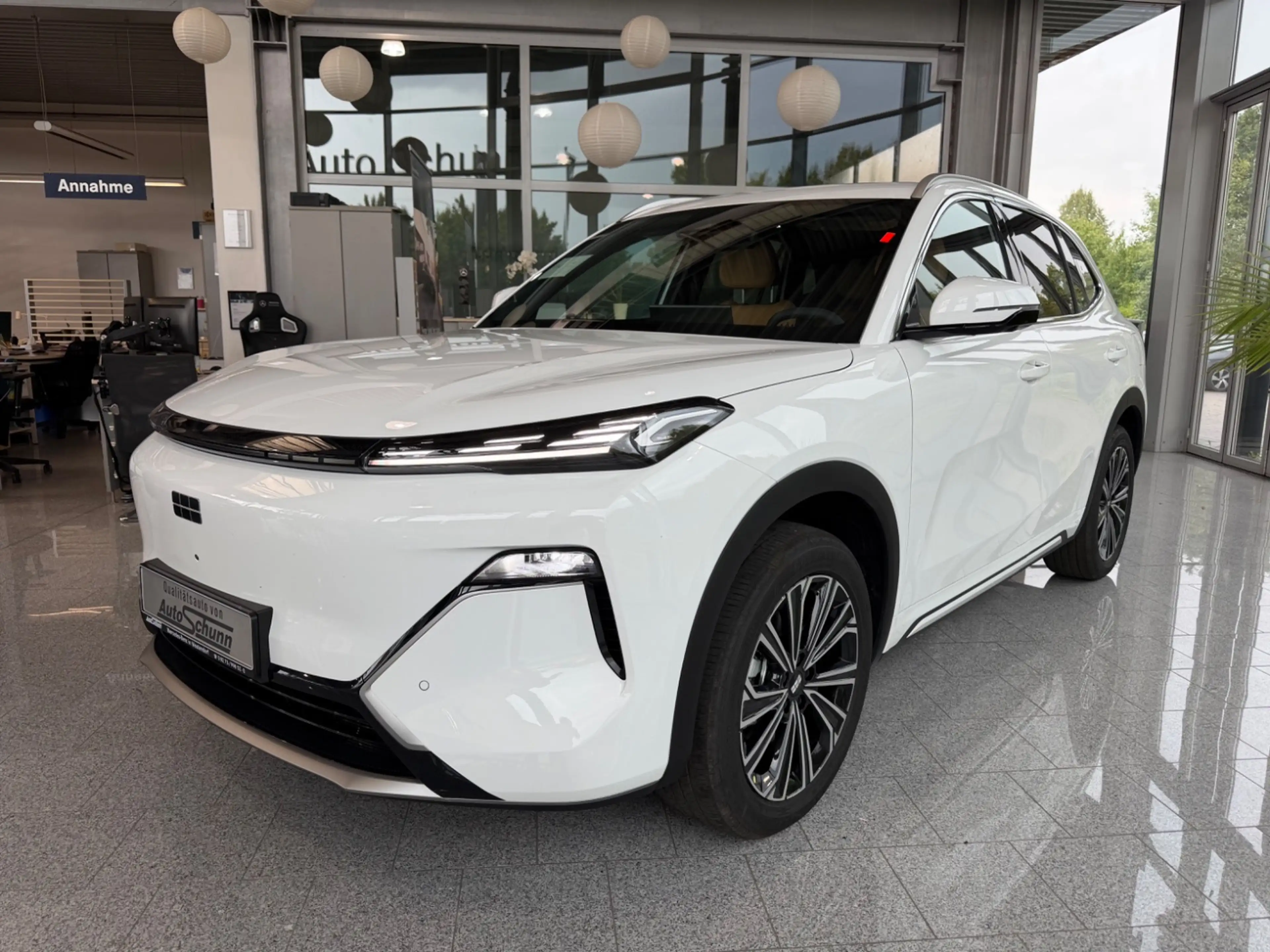 Geely Starray EM-i Max+Pano+Head Up+Massage+LED+Navi