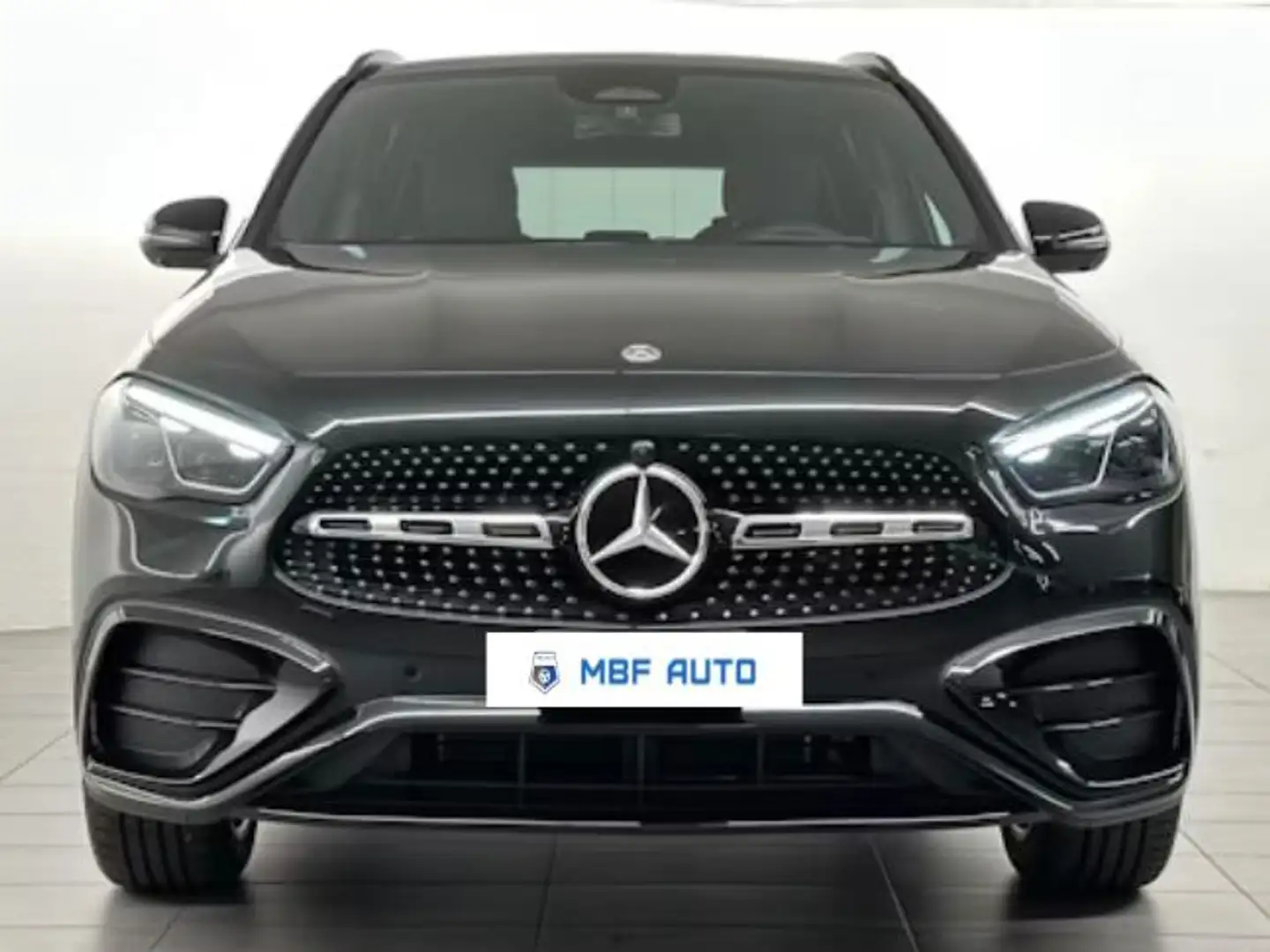 Mercedes-Benz GLA 250 4Matic 8G-DCT Edition AMG Line Noir - 1