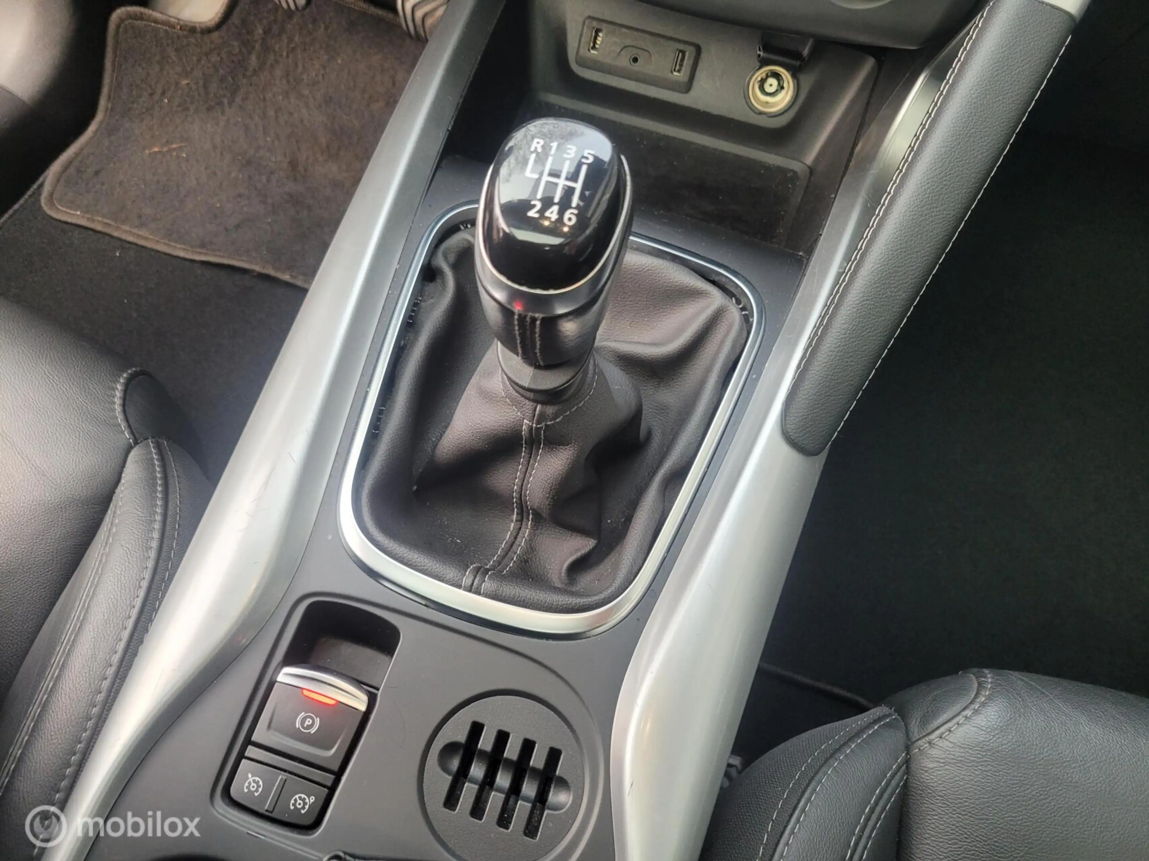 Renault Kadjar 1.2 TCe Bose | PANO | CC | NAV | PDC | CLIMA — photo 46