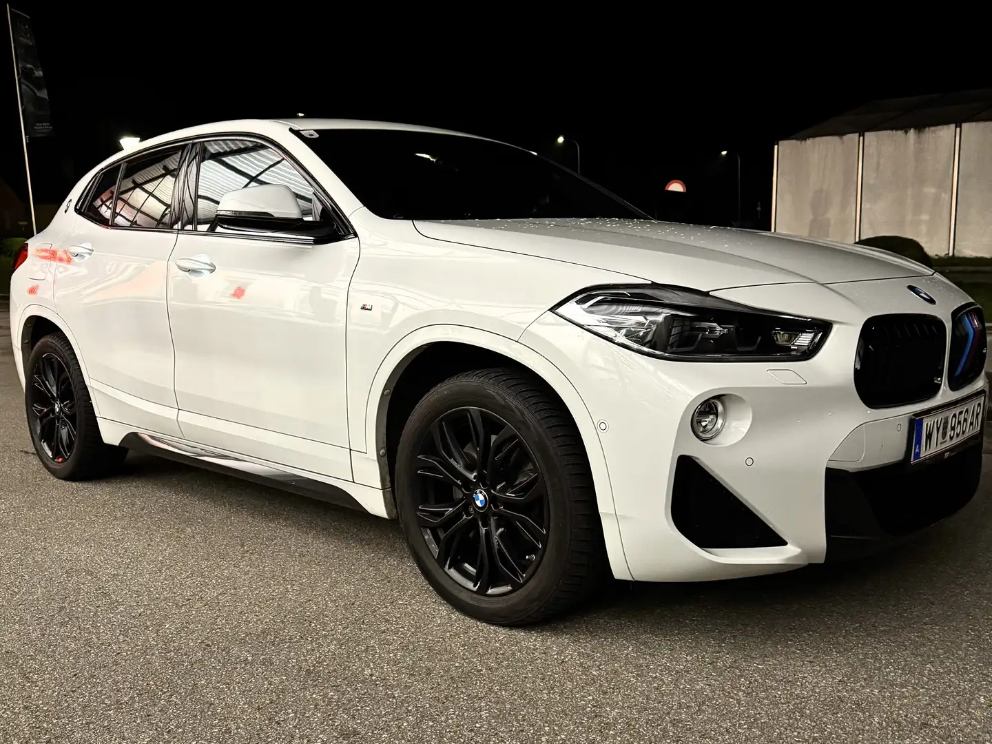 BMW X2 xDrive 20 d M Sport Weiß - 2