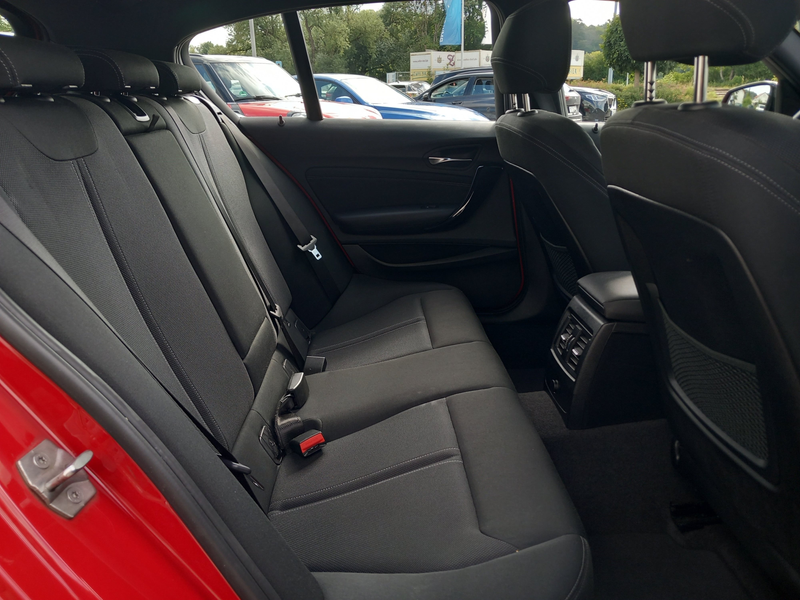 BMW 118 d xDrive Edition Sport Line Shadow GSD Navi LED — photo 13
