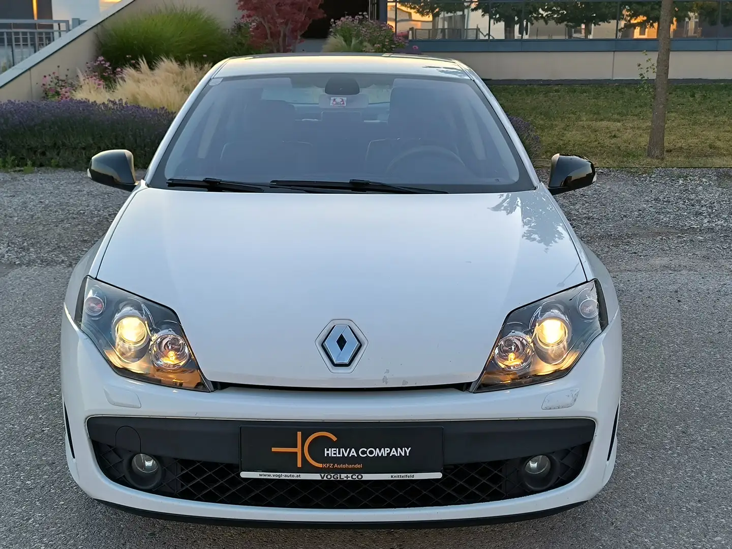 Renault Laguna Laguna Business 2,0 dCi Aut. Weiß - 2
