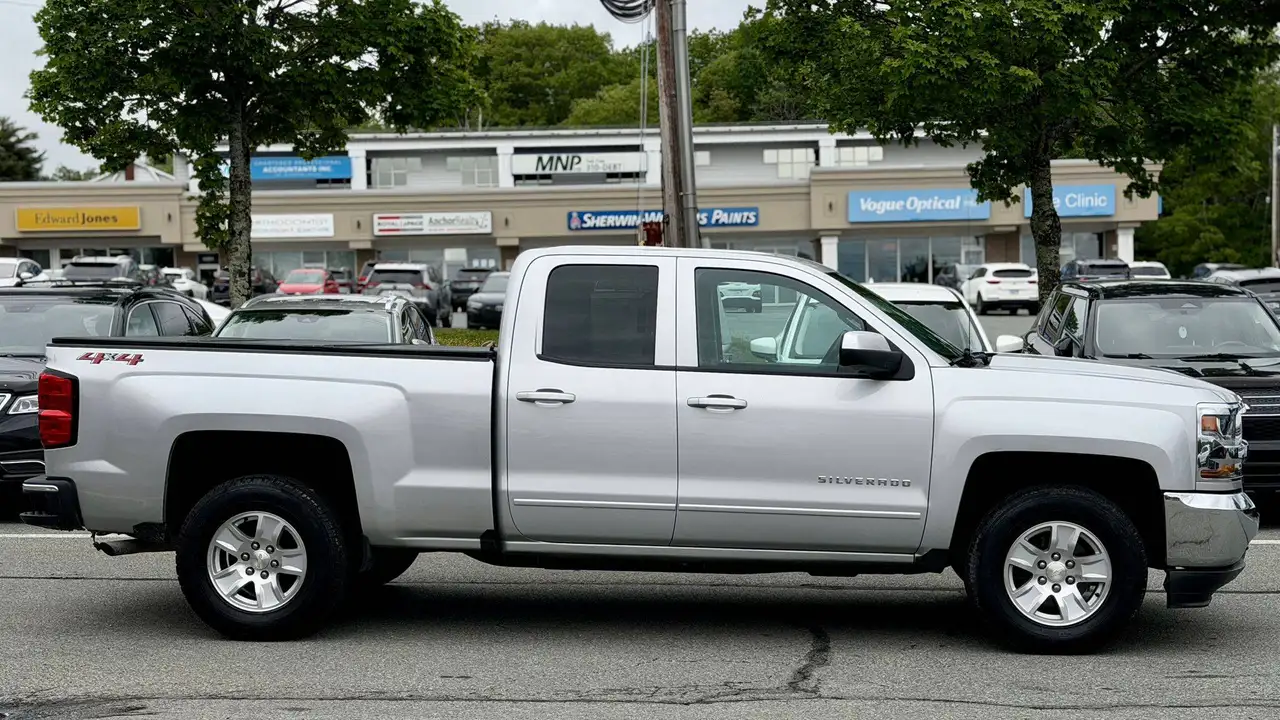 Chevrolet Silverado 1500 снимка Chevrolet Silverado 1500