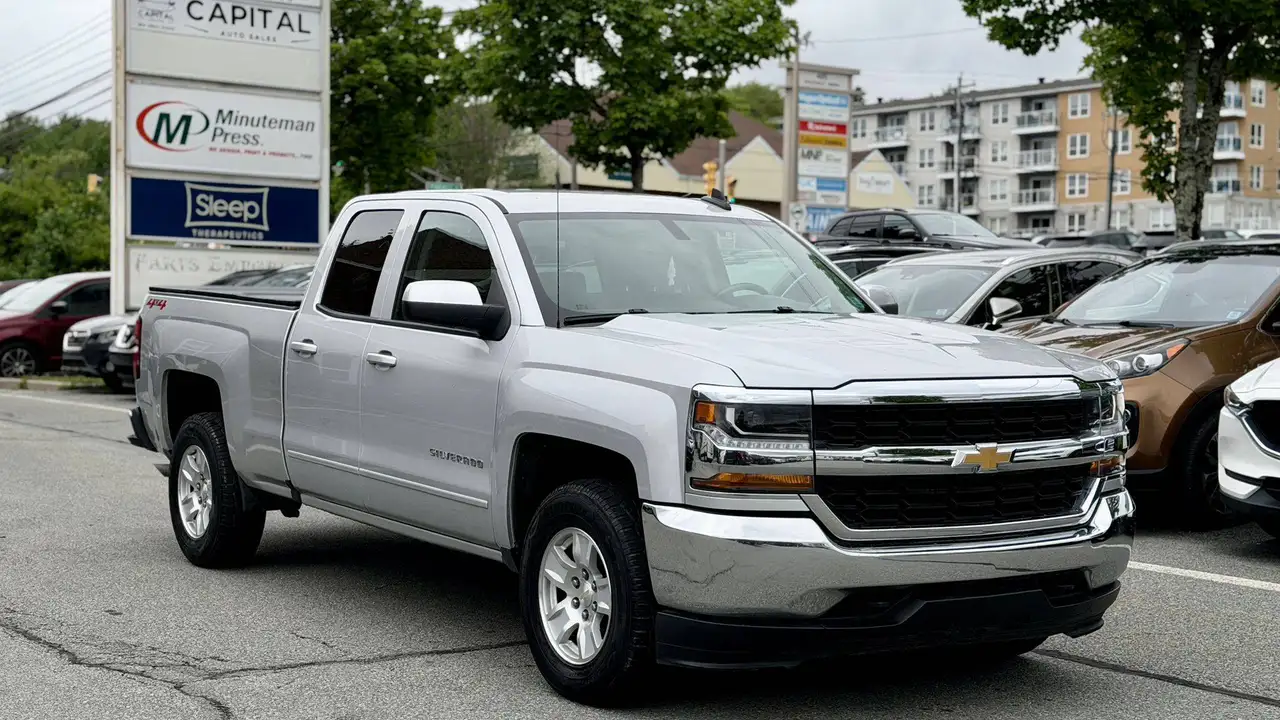 Chevrolet Silverado 1500 снимка Chevrolet Silverado 1500