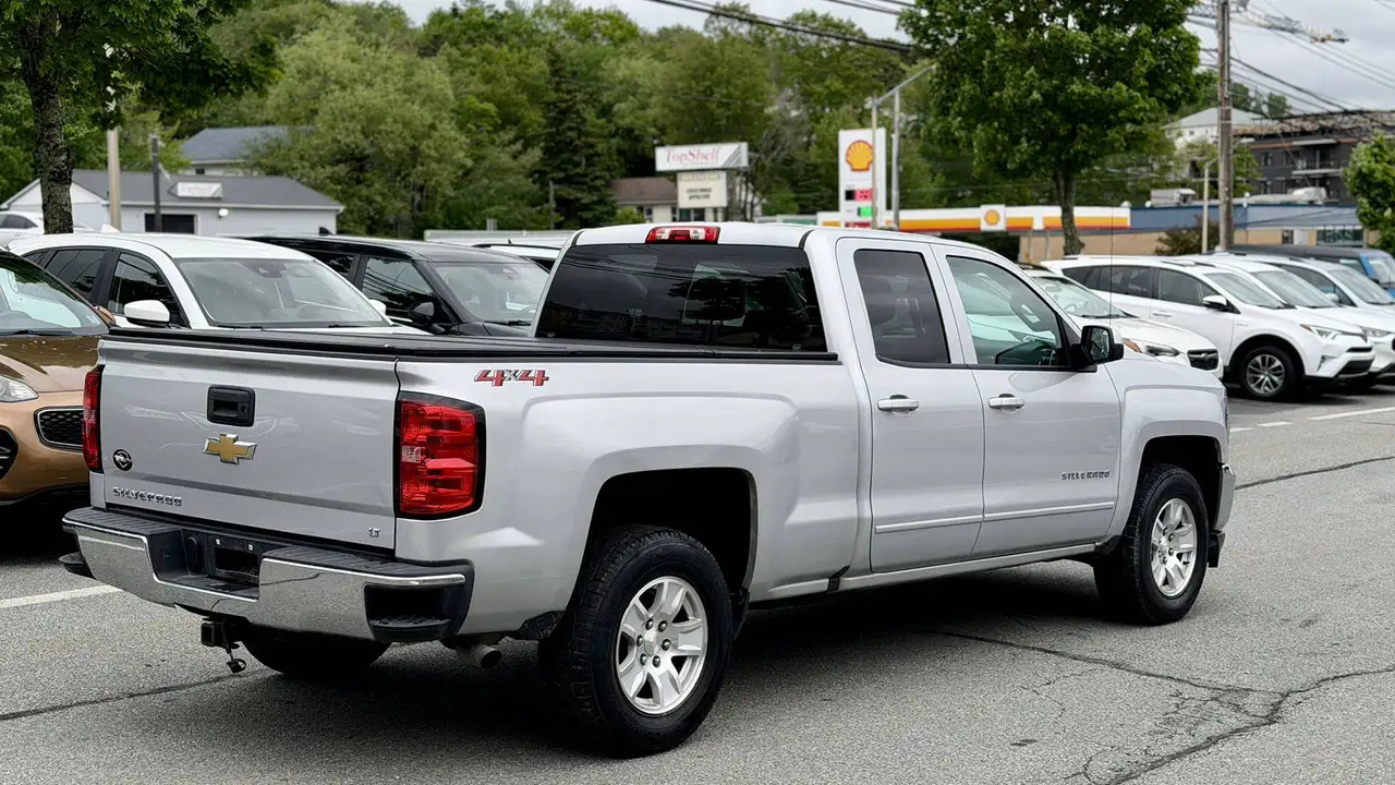 Chevrolet Silverado 1500 снимка Chevrolet Silverado 1500
