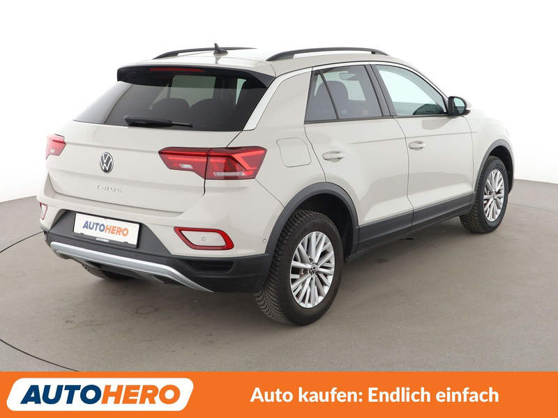 Volkswagen T-Roc 1.5 TSI ACT Life Aut.*LED*ACC*PLA*PDC* — photo 6