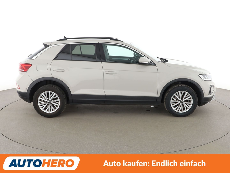 Volkswagen T-Roc 1.5 TSI ACT Life Aut.*LED*ACC*PLA*PDC* — photo 7