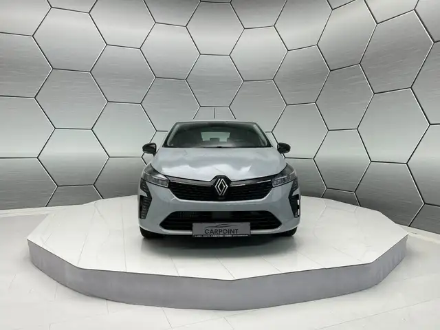 Renault Clio view 9