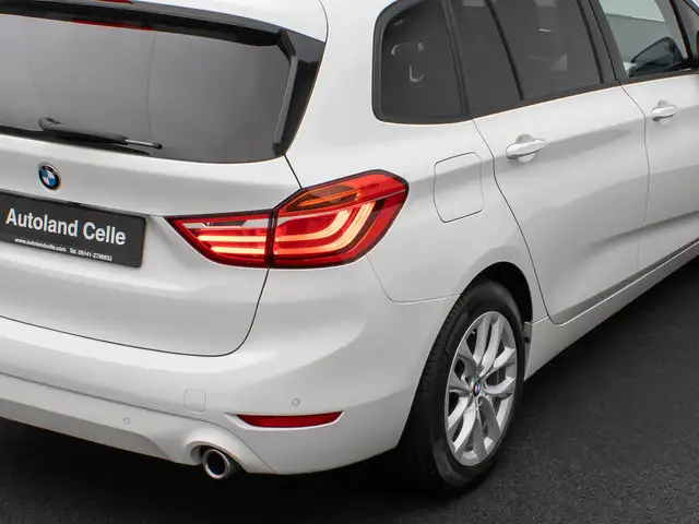 BMW 2 Series view 15
