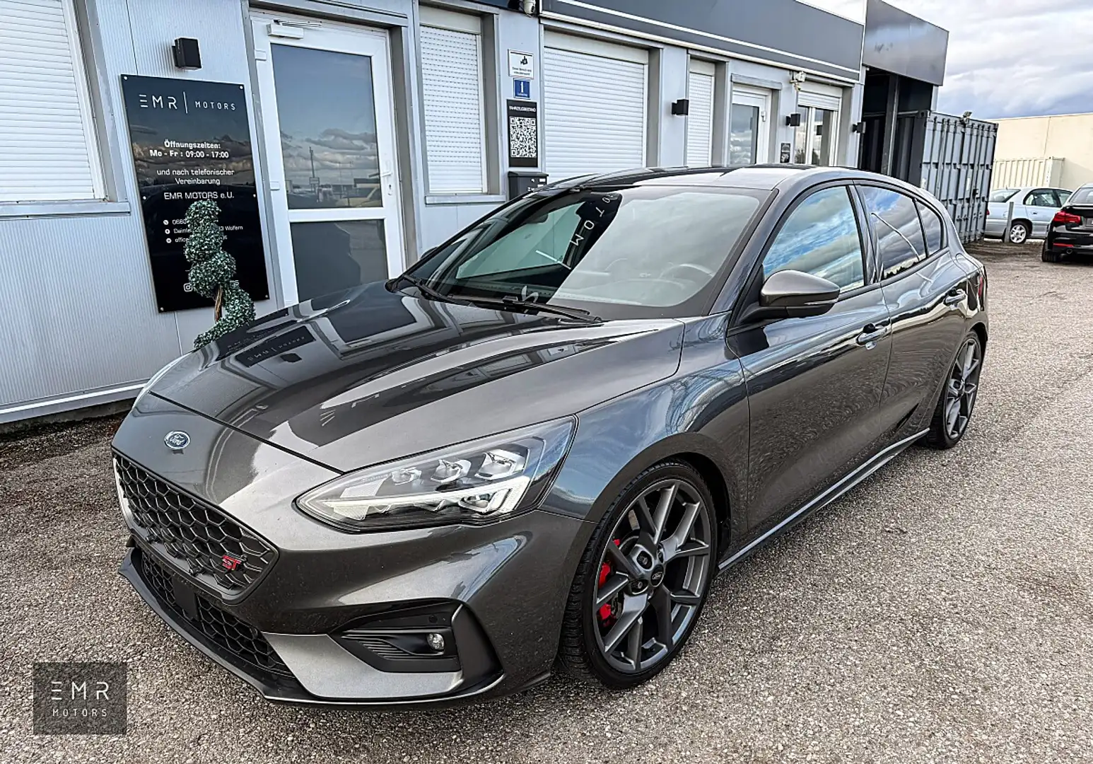 Ford Focus 2,3 EcoBoost ST 1-BESITZ, RECARO, H&R, B&O, KAM... Grau - 2