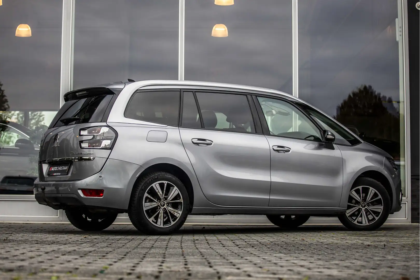 Citroen Grand C4 SpaceTourer 1.2 PureTech Shine 7p. | Camera | Trekhaak | Carpl Grijs - 2