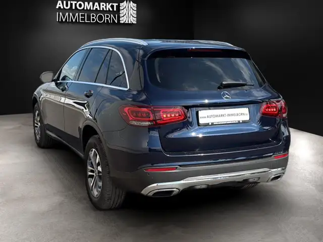 Mercedes-Benz GLC view 5