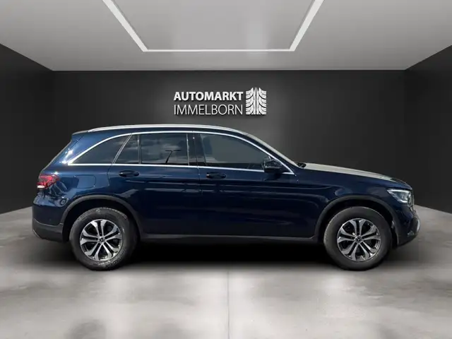 Mercedes-Benz GLC view 11