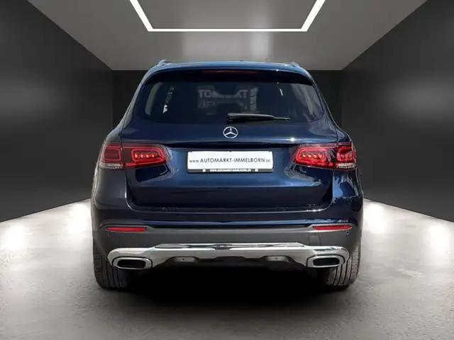 Mercedes-Benz GLC view 10