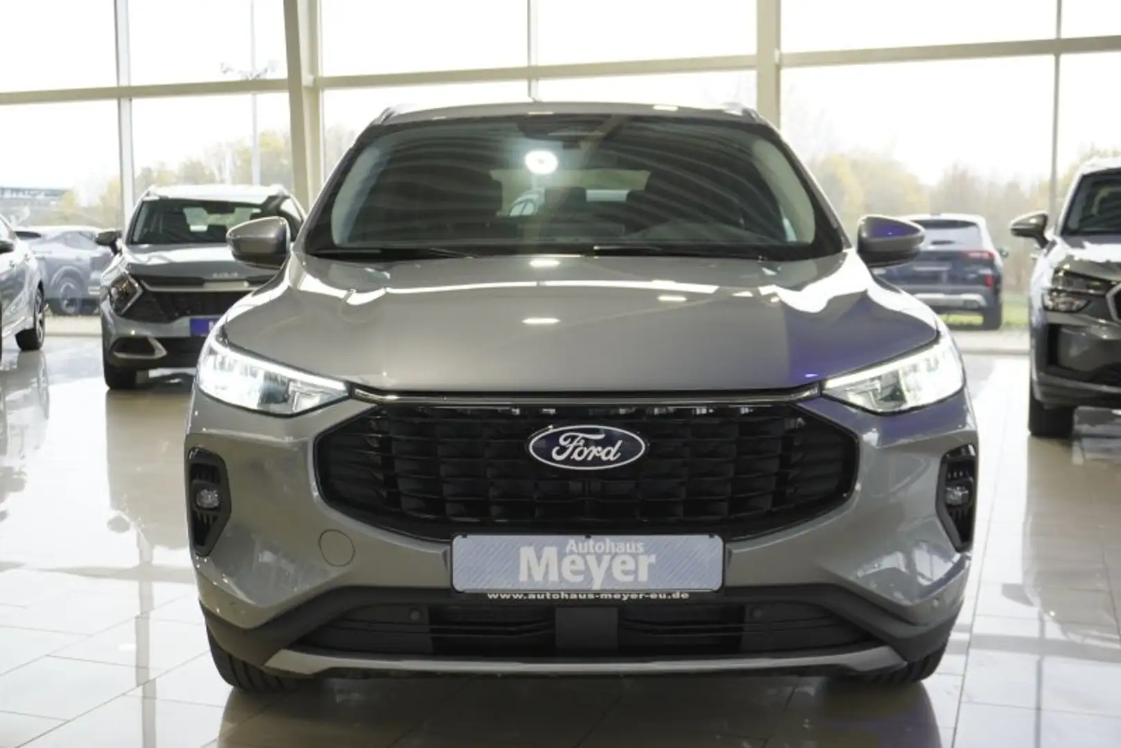 Ford Kuga 1,5 186PS Aut.5*J.Gar/LED/Navi/Winterp.       ** Silber - 2