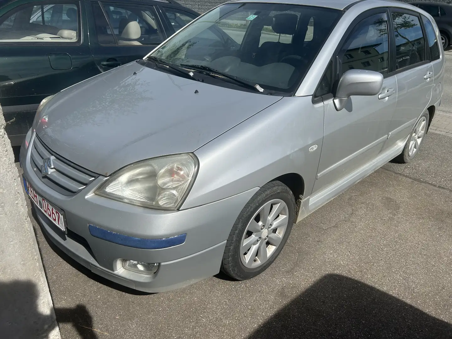Suzuki Liana 1.6 Gris - 1