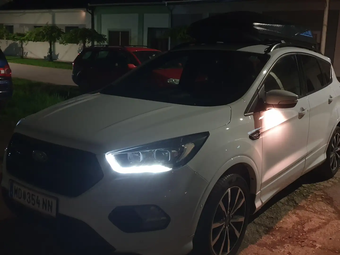 Ford Kuga Kuga 1,5 TDCi ST-Line ST-Line Weiß - 2