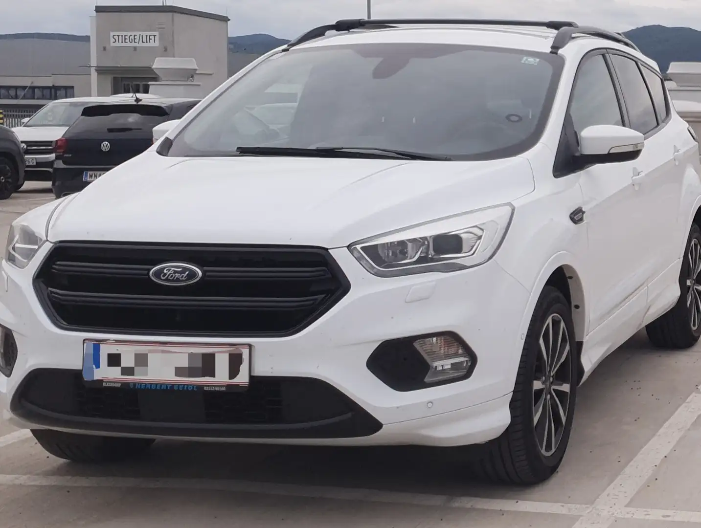 Ford Kuga Kuga 1,5 TDCi ST-Line ST-Line Weiß - 1
