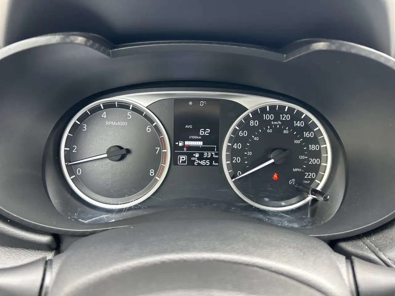 Nissan Versa снимка Nissan Versa