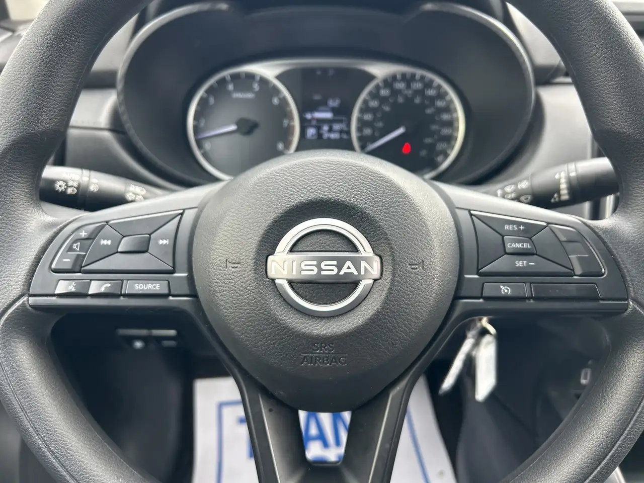 Nissan Versa снимка Nissan Versa