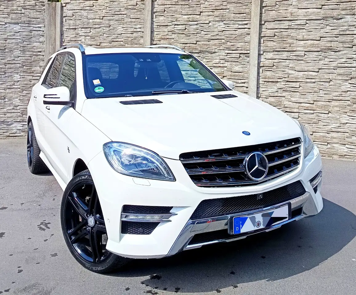 Mercedes-Benz ML 500