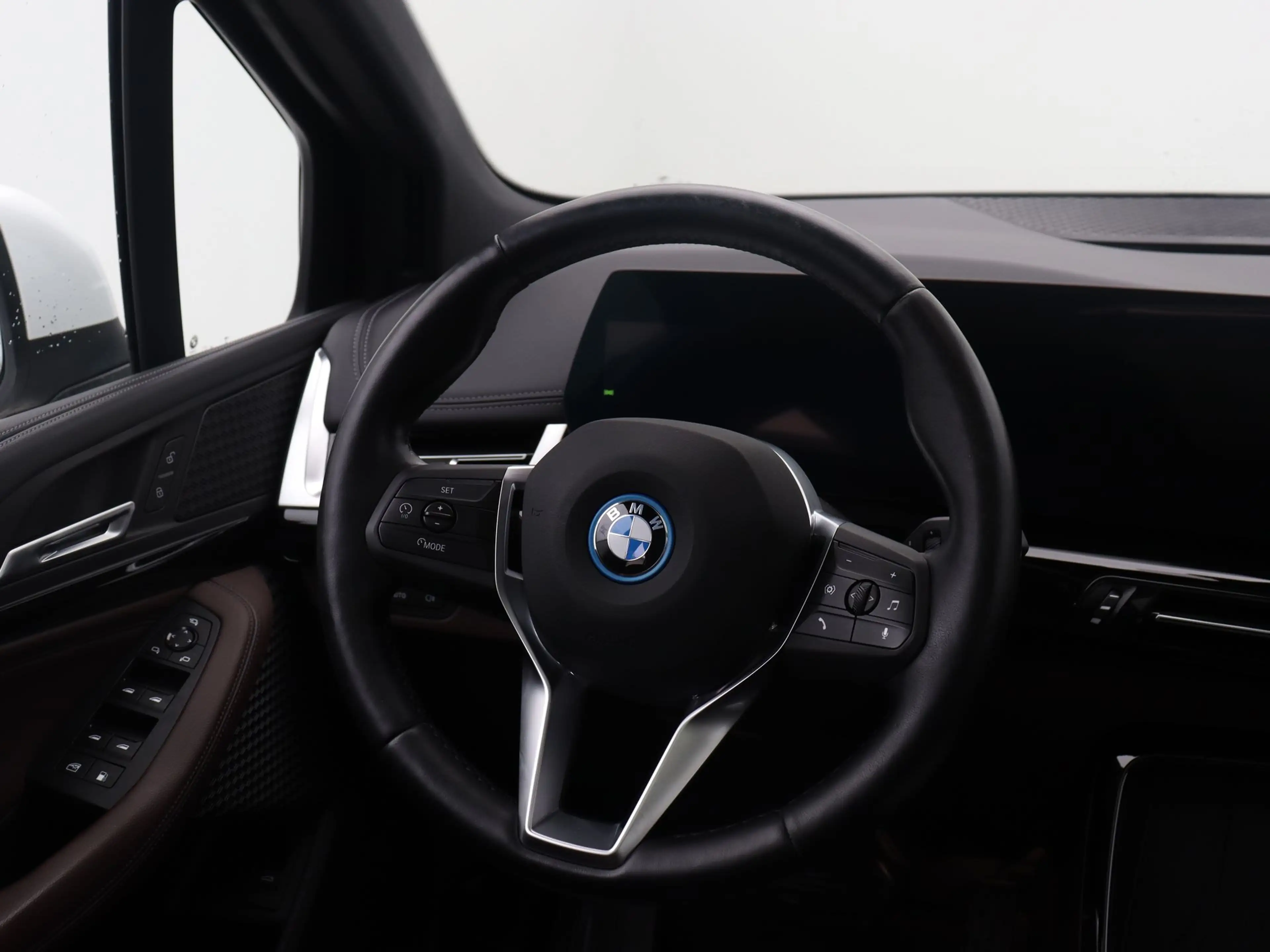 BMW 225 2 Serie Active Tourer 225e xDrive Luxury Line — photo 2
