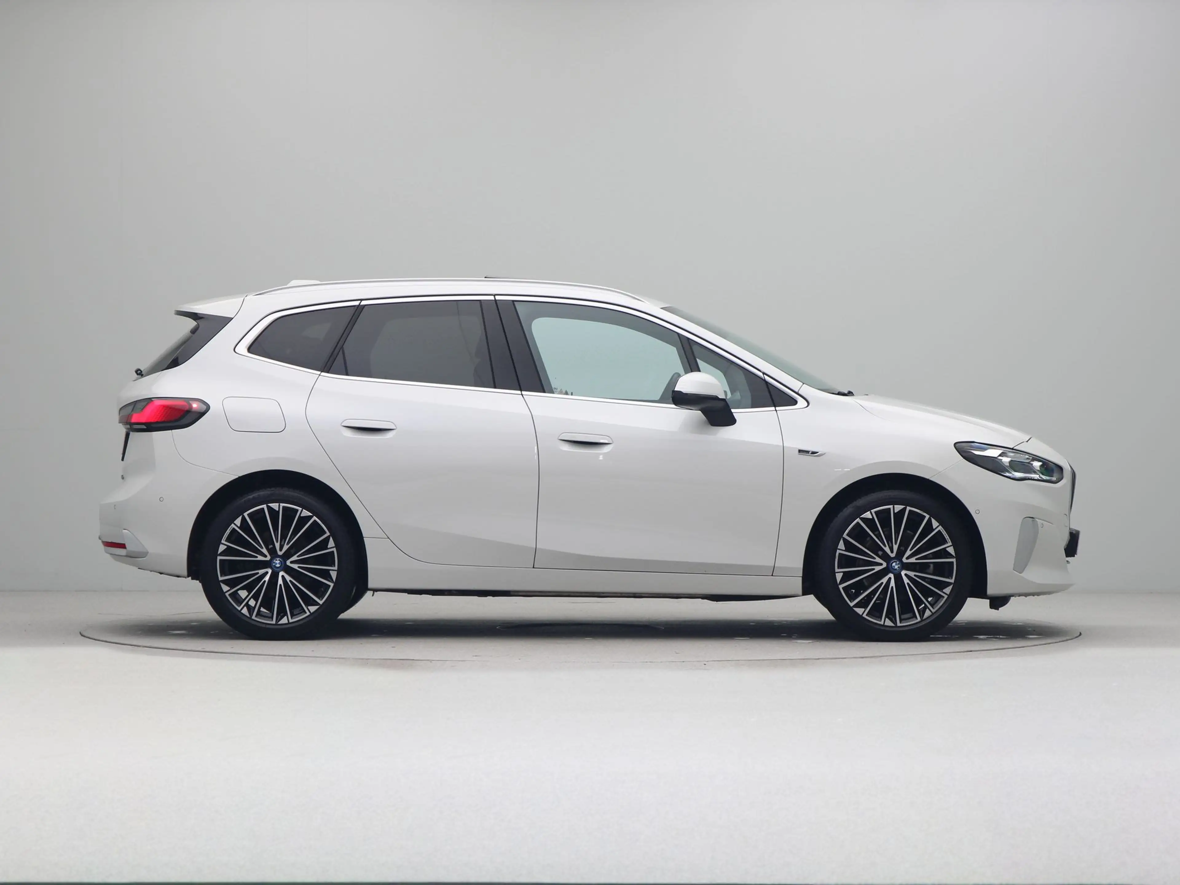 BMW 225 2 Serie Active Tourer 225e xDrive Luxury Line — photo 8
