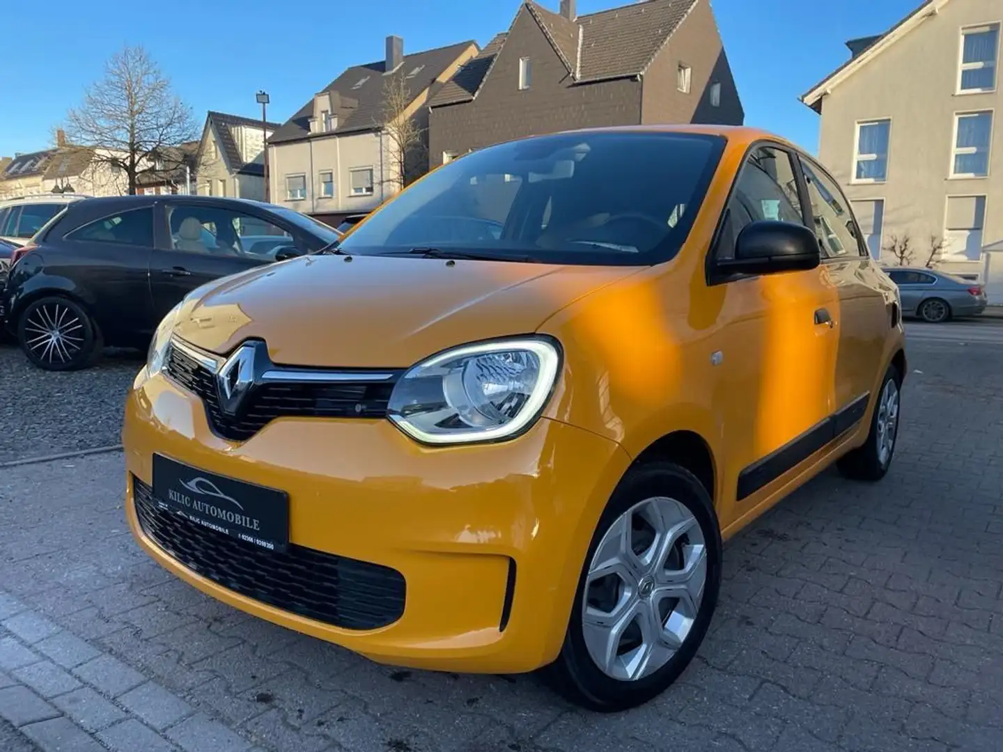 Renault Twingo Life 1.Hand*Klima*Tempomat*LED*GARANTIE Żółty - 1