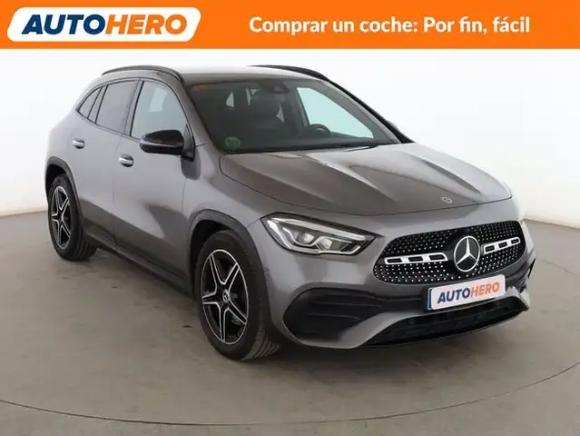 Mercedes-Benz GLA view 8