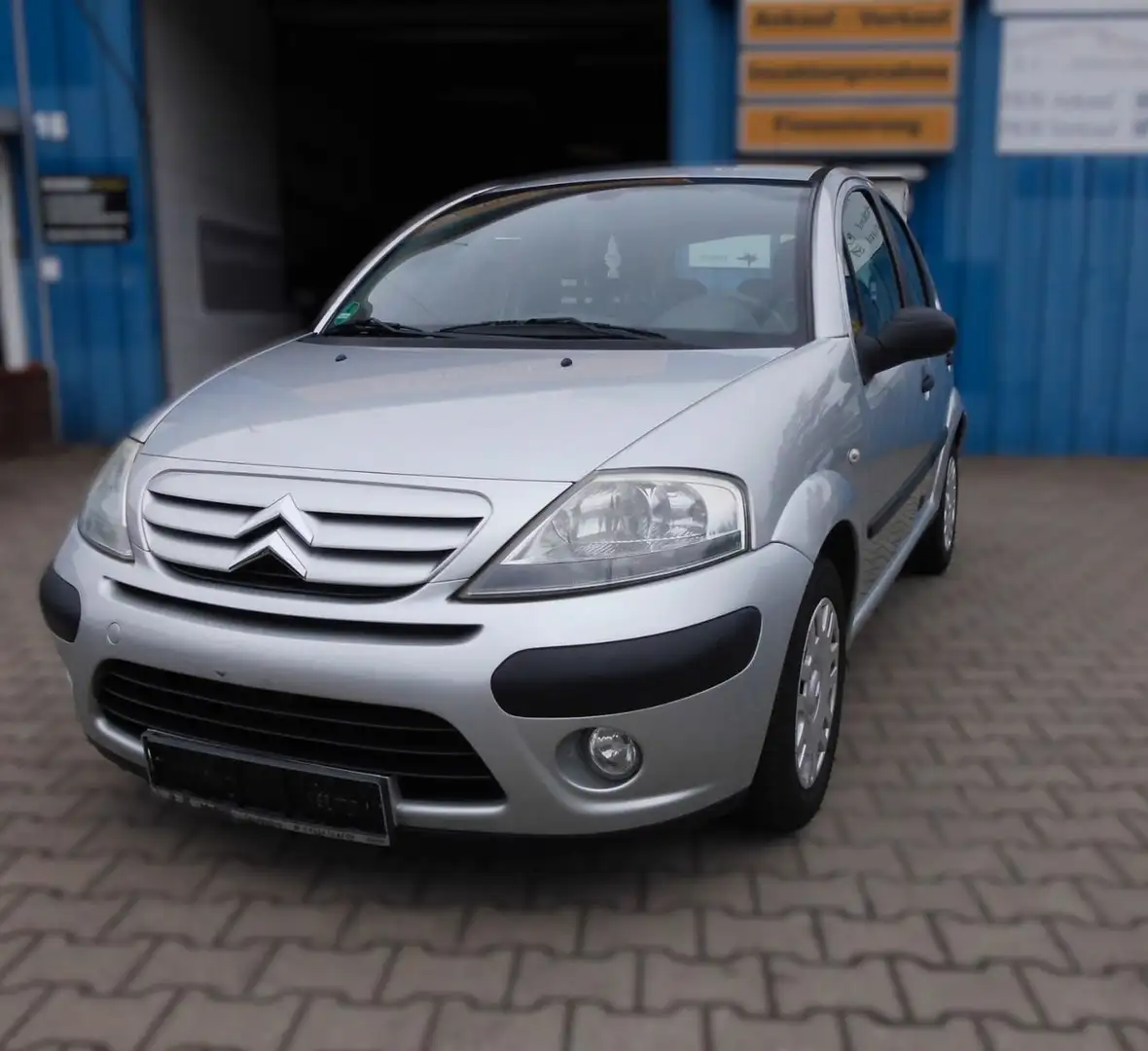 Citroen C3 Super Zustand 1.Hand HU NEU Silber - 1