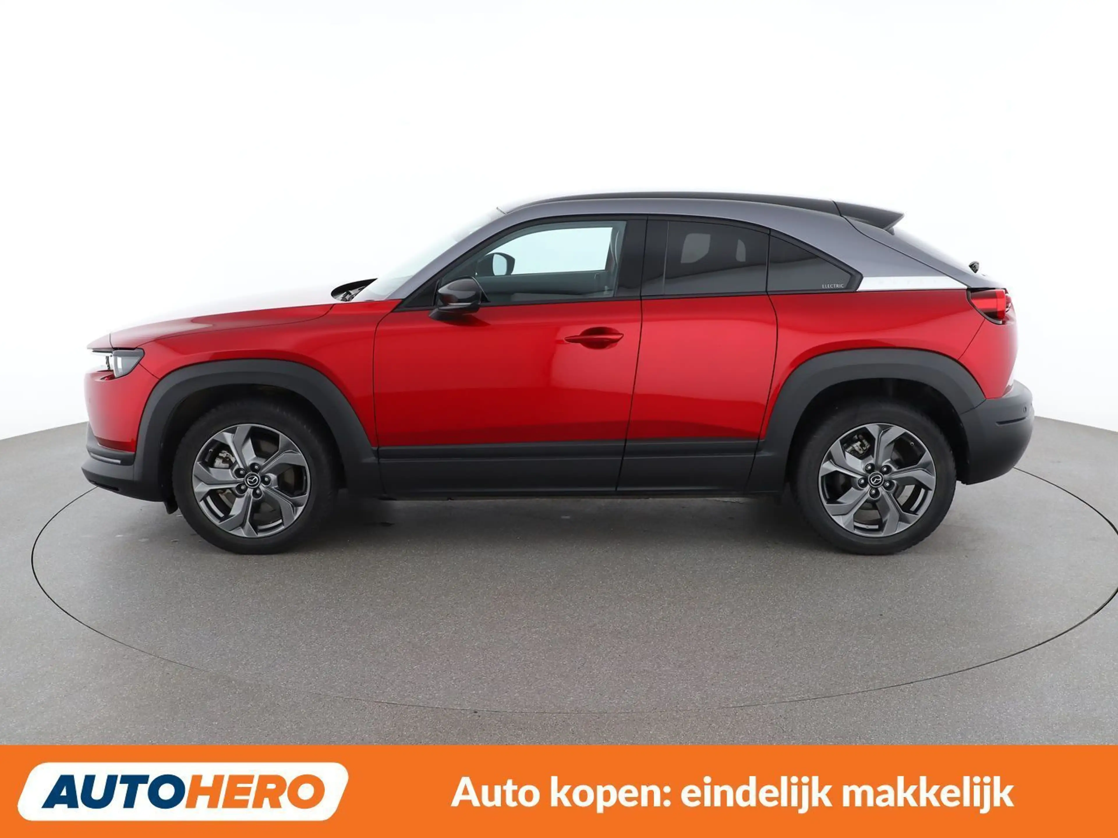 Mazda MX-30 electric drive 105 kW — photo 3