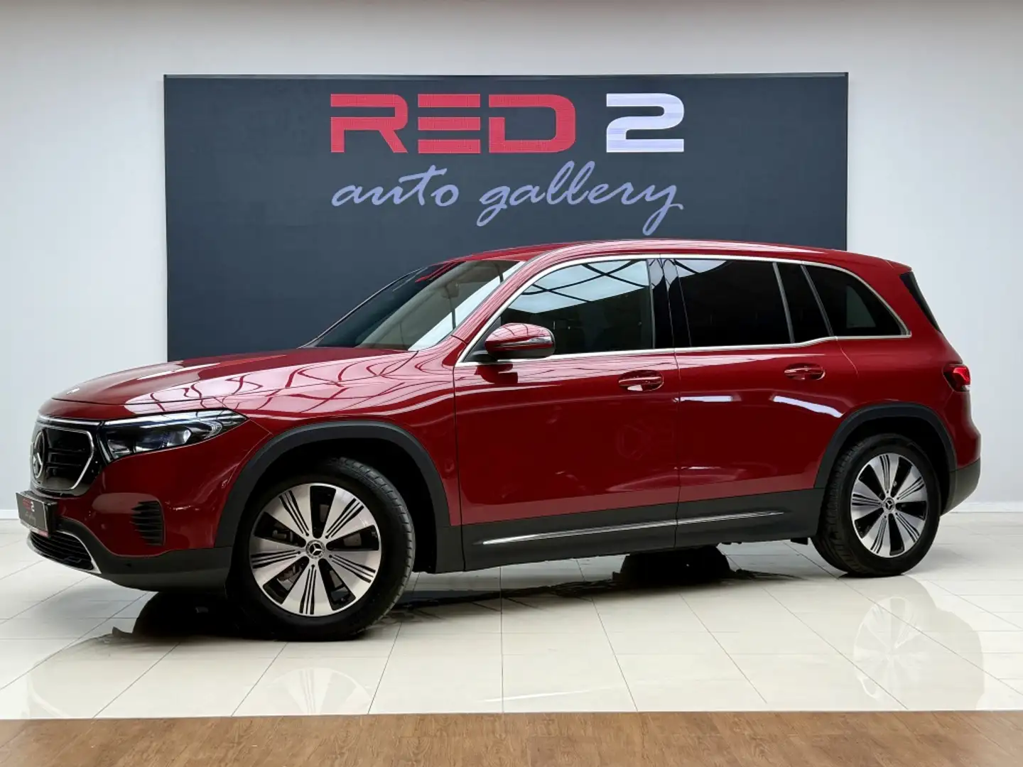 Mercedes-Benz EQB 350 4Matic Rojo - 1