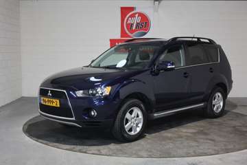 2.0 Intro Edition, Automaat, Navi, Achteruitrijcam