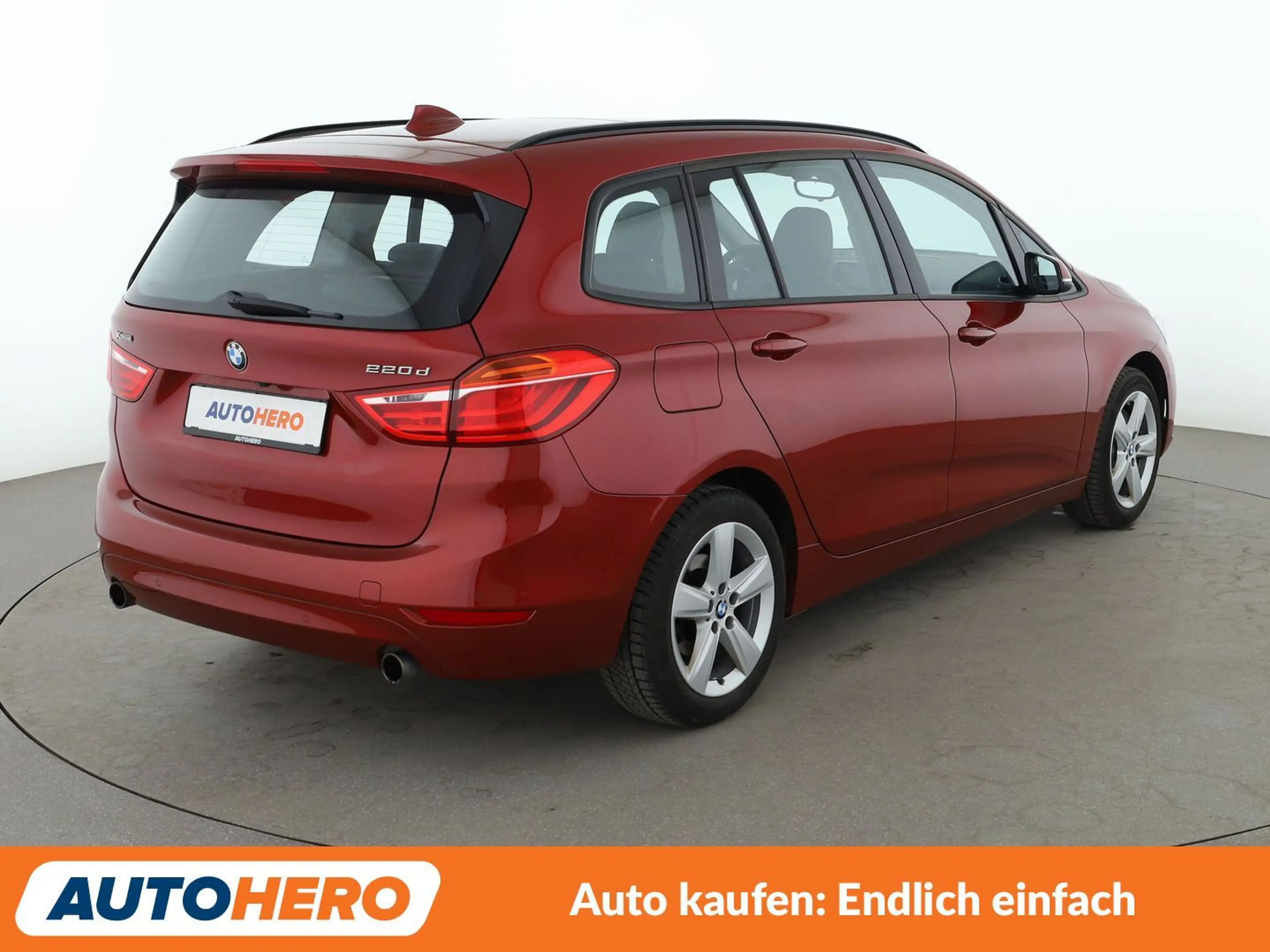 BMW 220 220d Gran Tourer xDrive Advantage Aut.*NAVI*LED* — photo 6