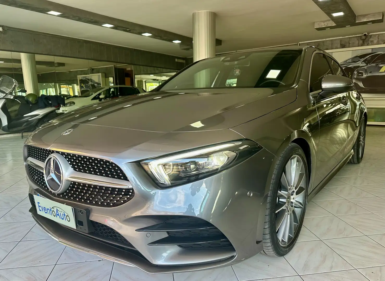 Mercedes-Benz A 250 A 250 Premium auto Grigio - 2
