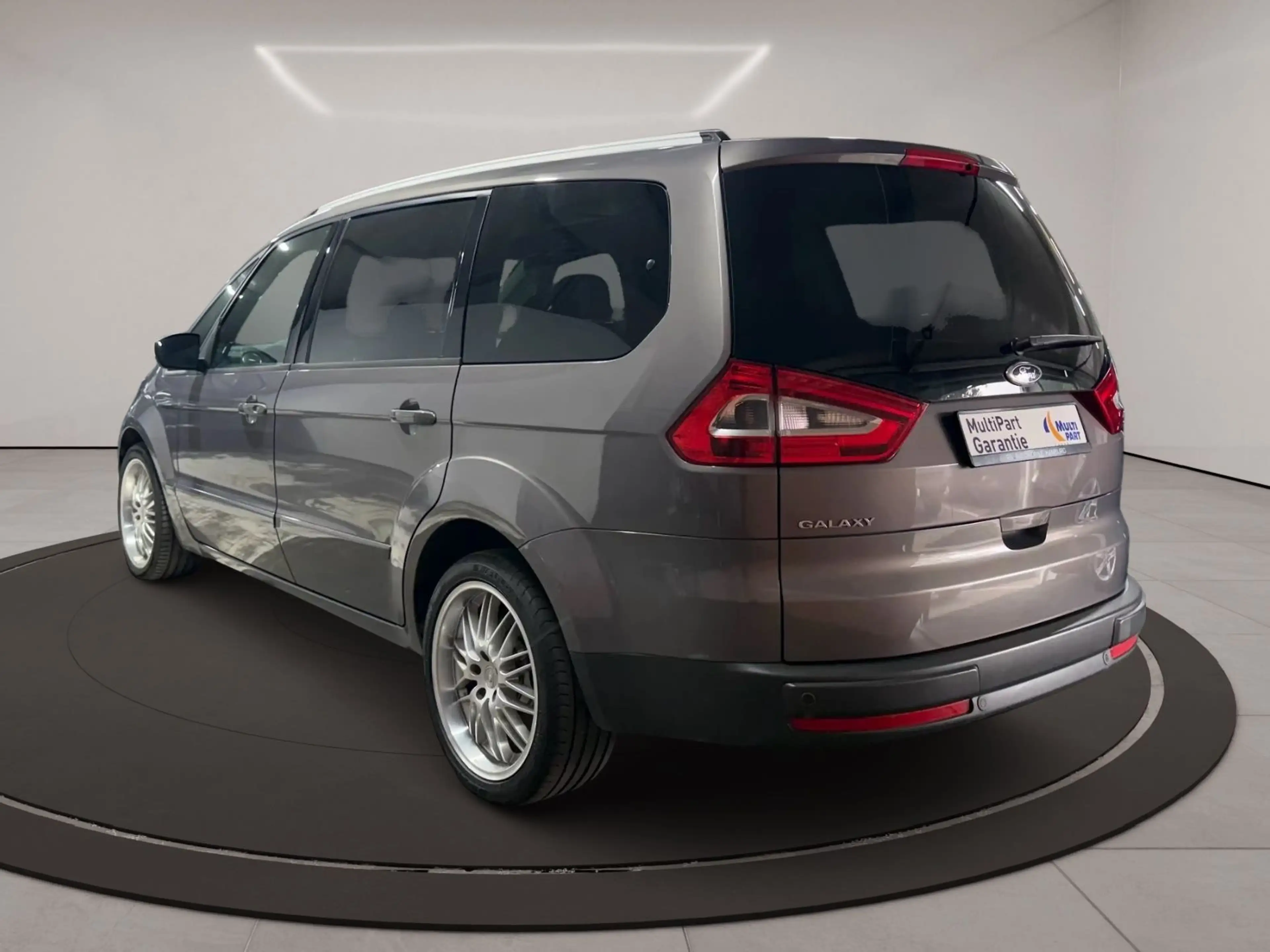 Ford Galaxy Business Edition — photo 5