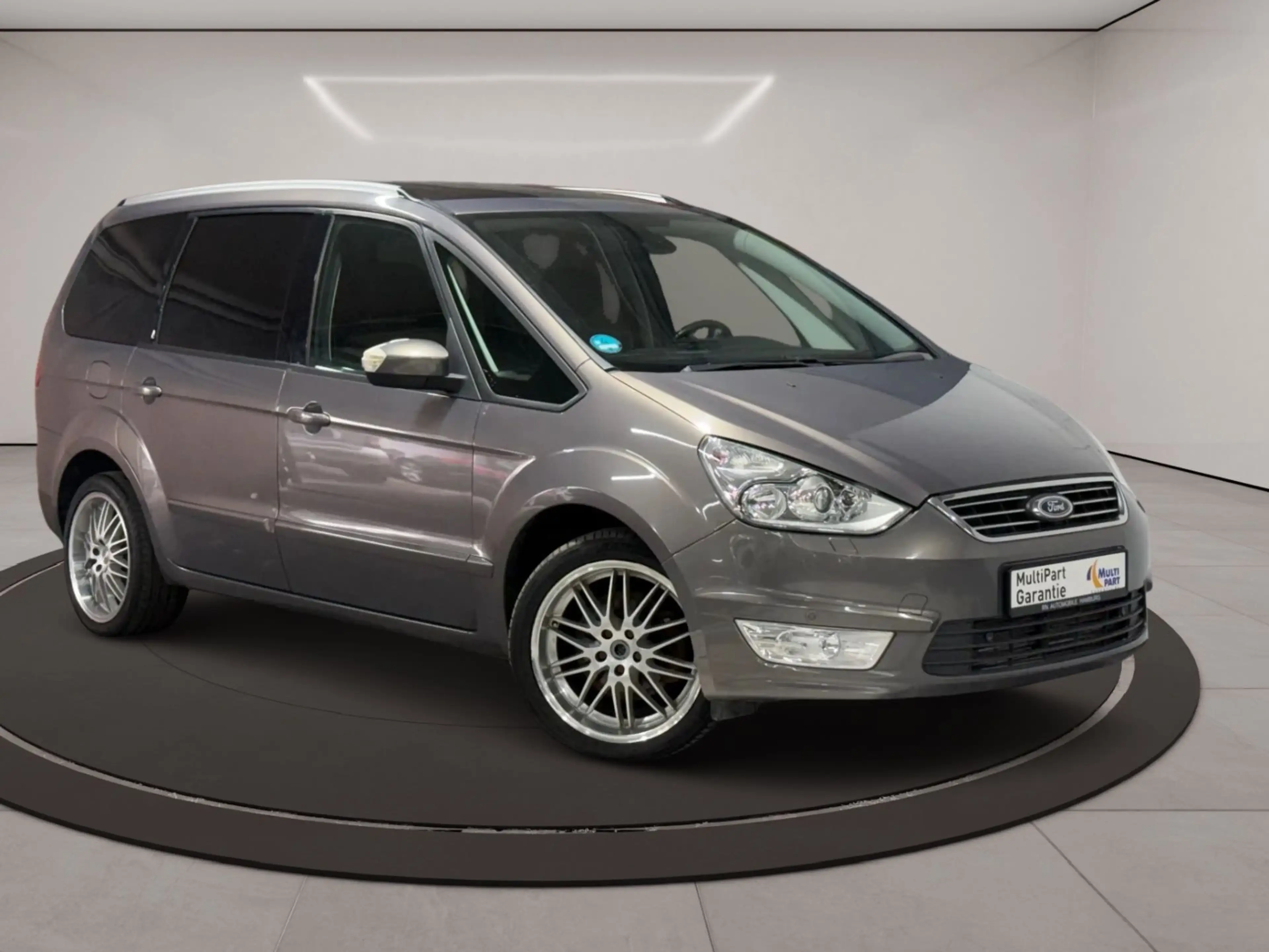 Ford Galaxy Business Edition — photo 10