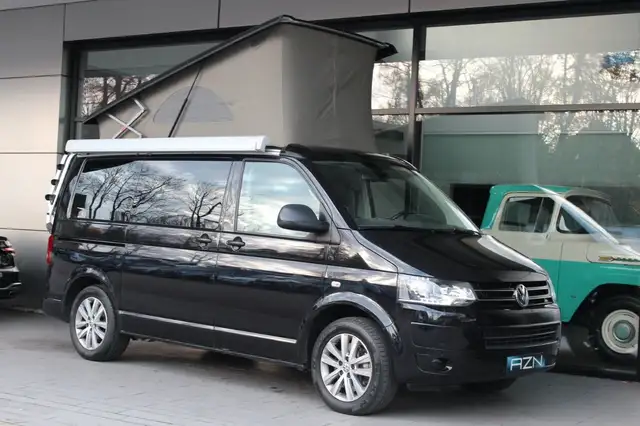 Volkswagen T5 California Beach mit Aufstelldach